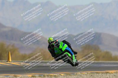 media/Apr-09-2023-SoCal Trackdays (Sun) [[333f347954]]/Turn 14 (1015am)/